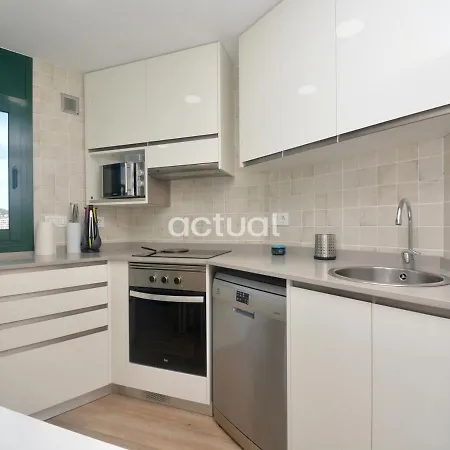Super 10h Apartment
